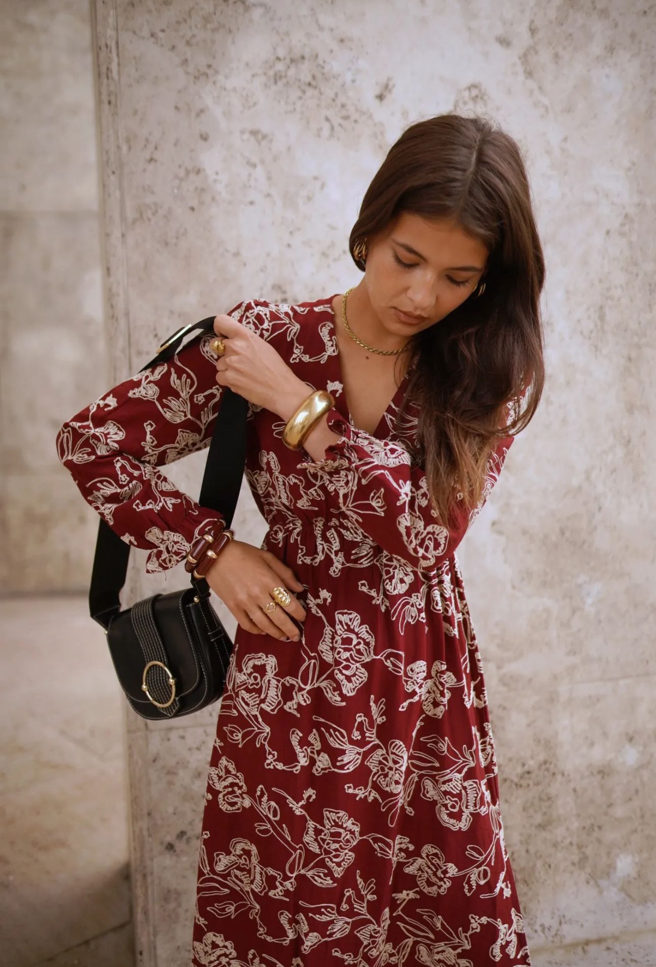 Vestido bordado bordô