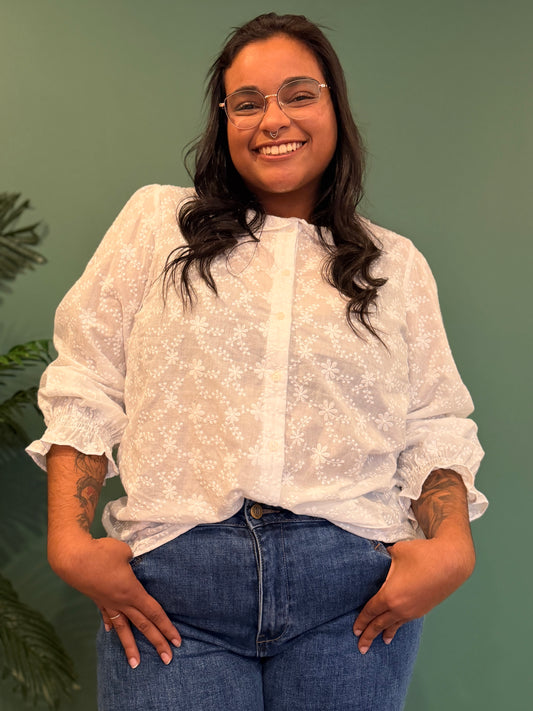 Camisa Branca Bordados Plus