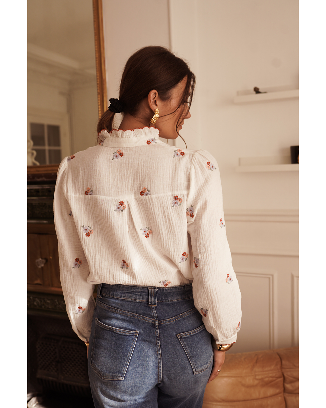 Camisa Flores Bordadas