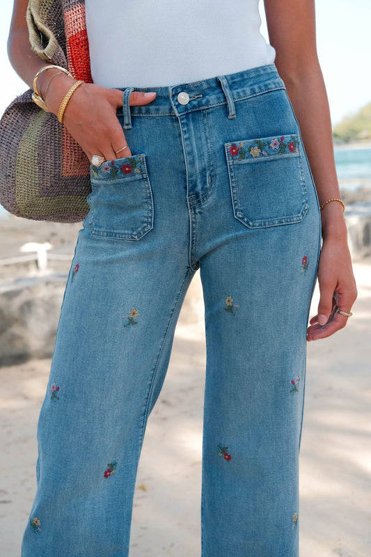 JEANS FLORES BORDADAS