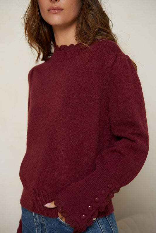 malha bordô com botões