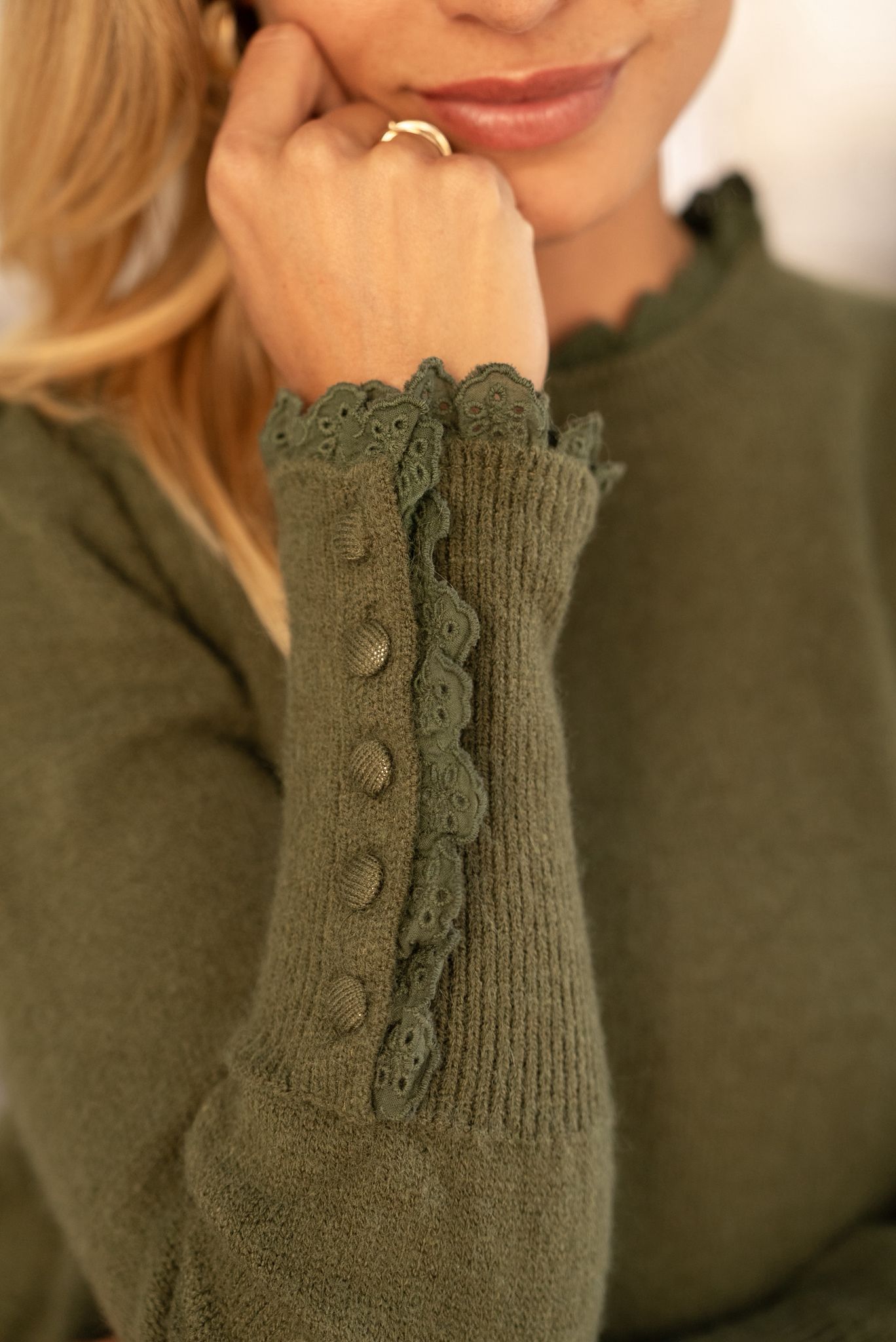 Malha verde com botões